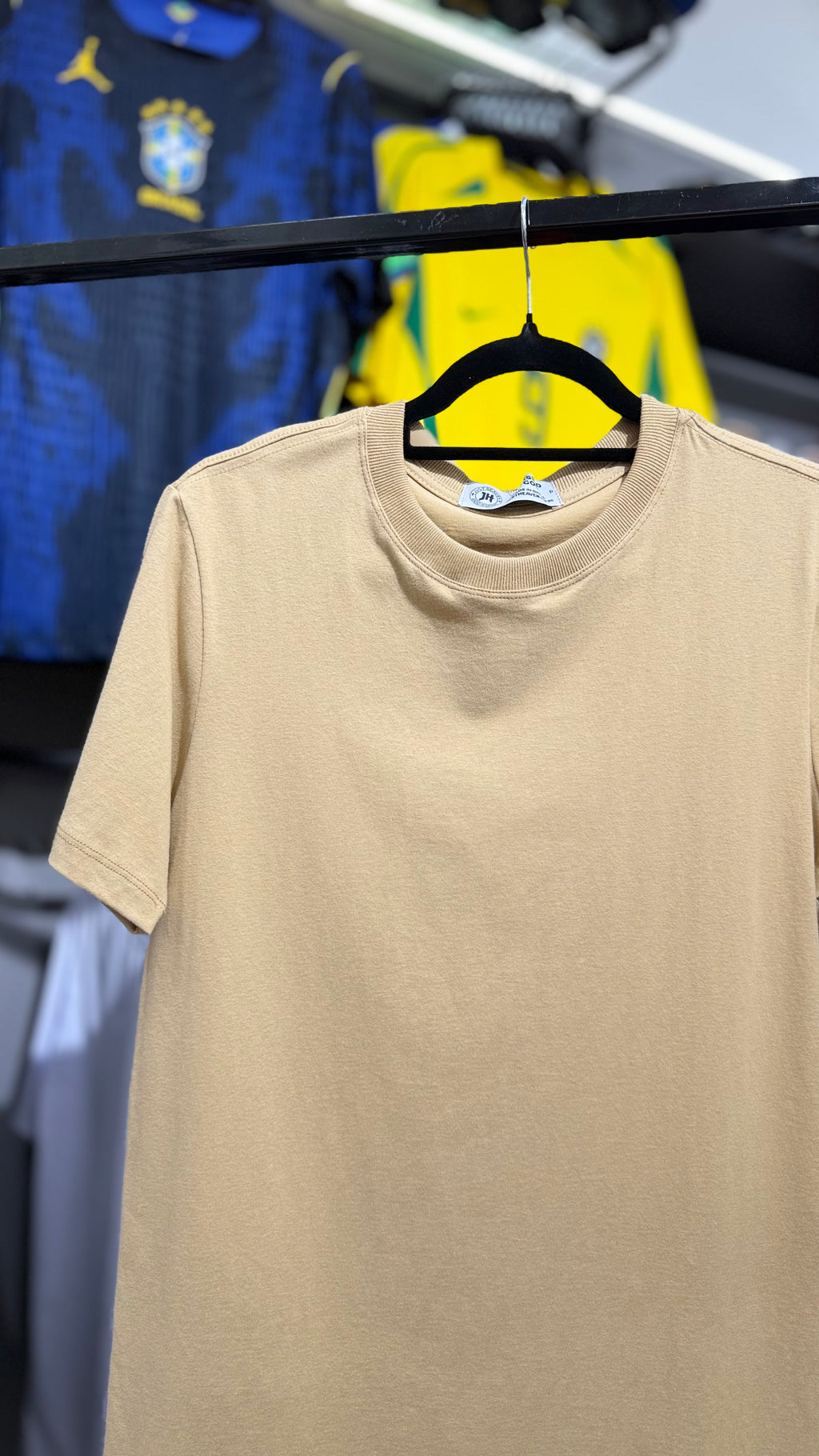 Camiseta Básica Lisa #Caramelo