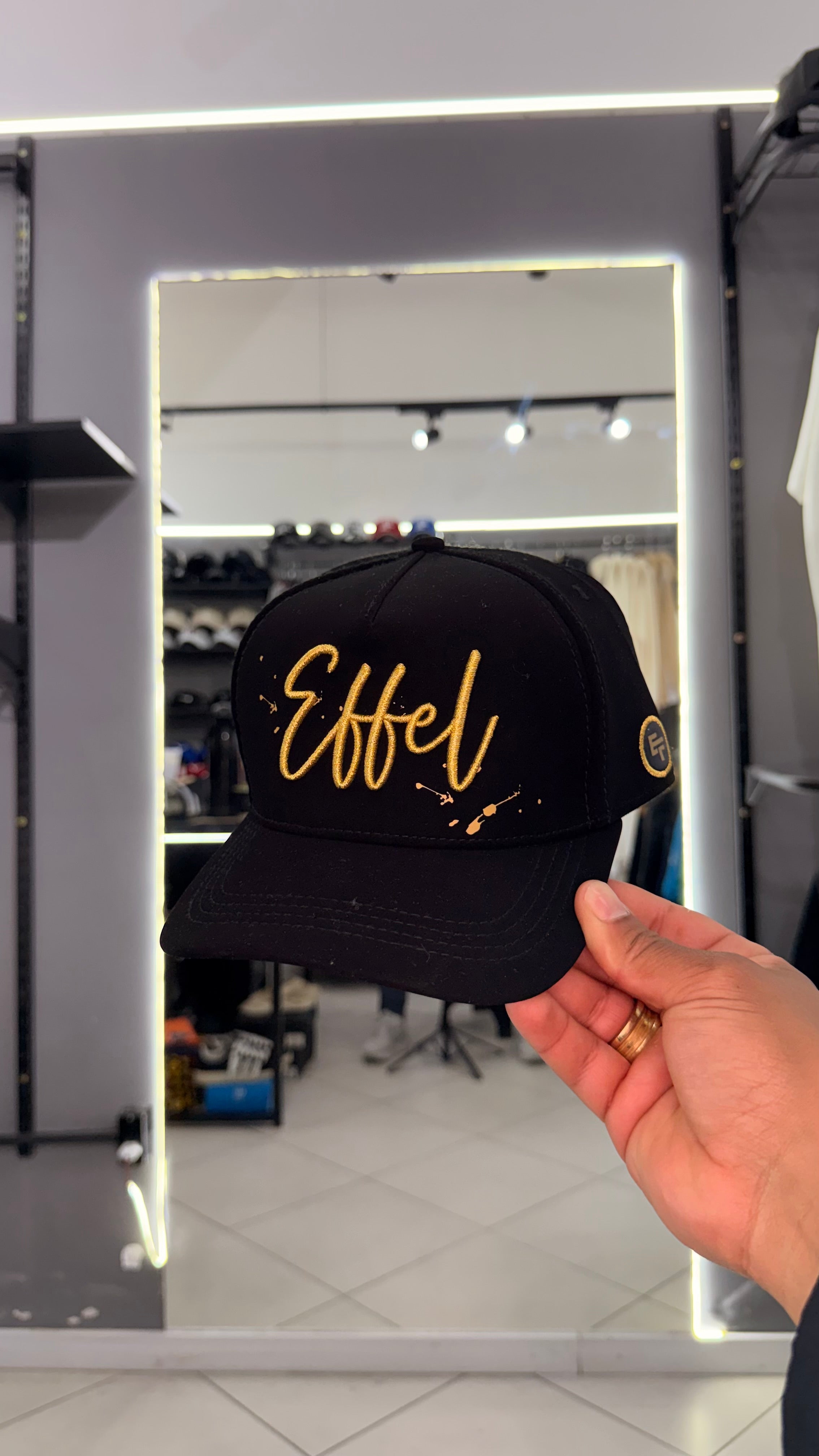 Boné Effel Nobuck Preto/Dourado