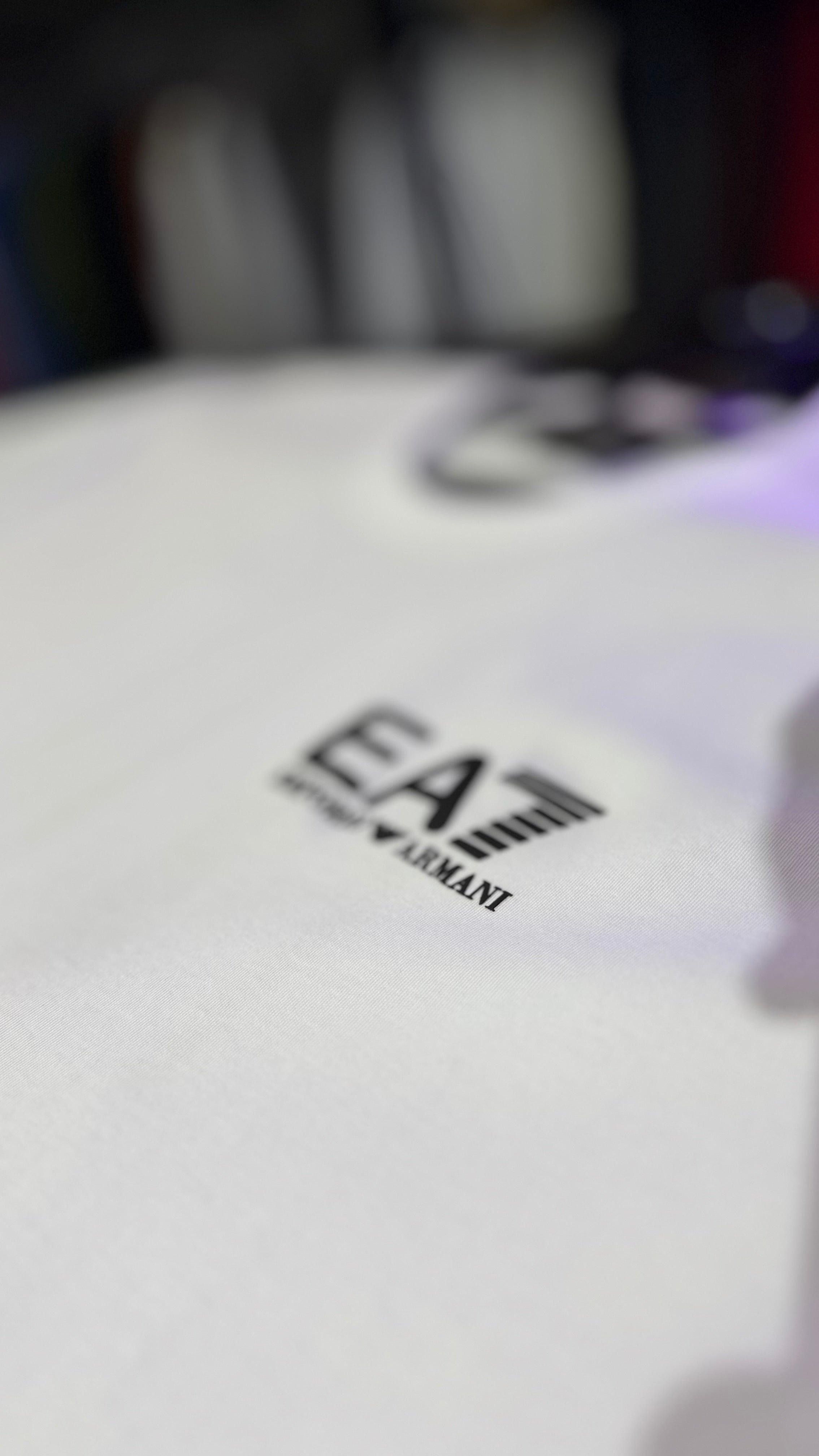 Camiseta #EA7 (Branco)
